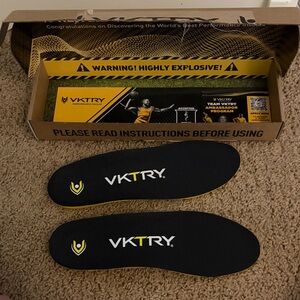 VKTRY Black and Yellow Insoles